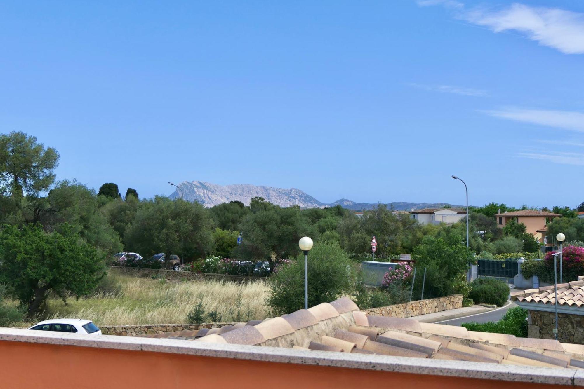 Iss Travel, La Ginestra - 2-Bedroom Apartment With Terrace And View Over Tavolara Island San Teodoro  Extérieur photo